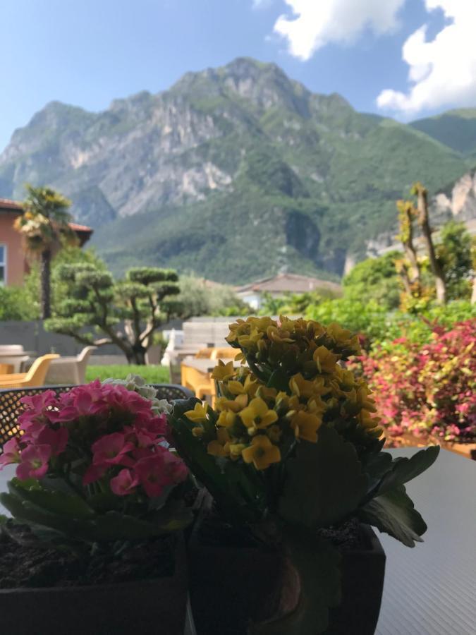 Gardabreak Rooms&Breakfast Holiday Apartments Riva del Garda Exterior photo