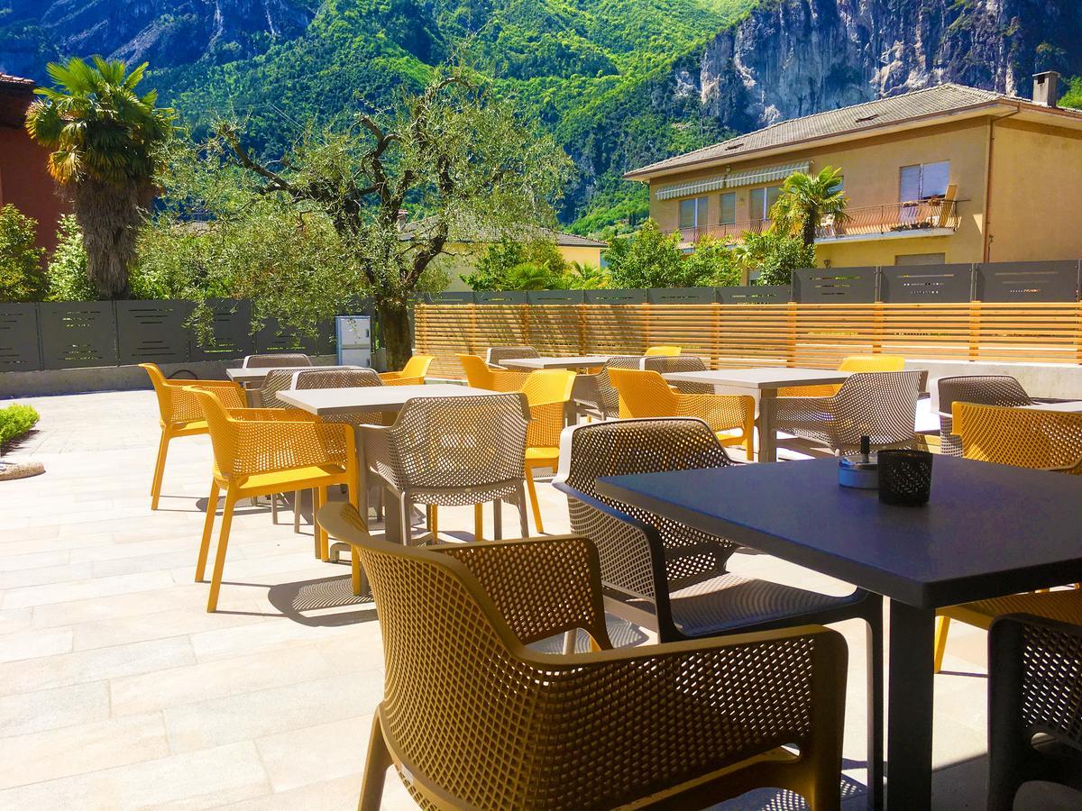 Gardabreak Rooms&Breakfast Holiday Apartments Riva del Garda Exterior photo